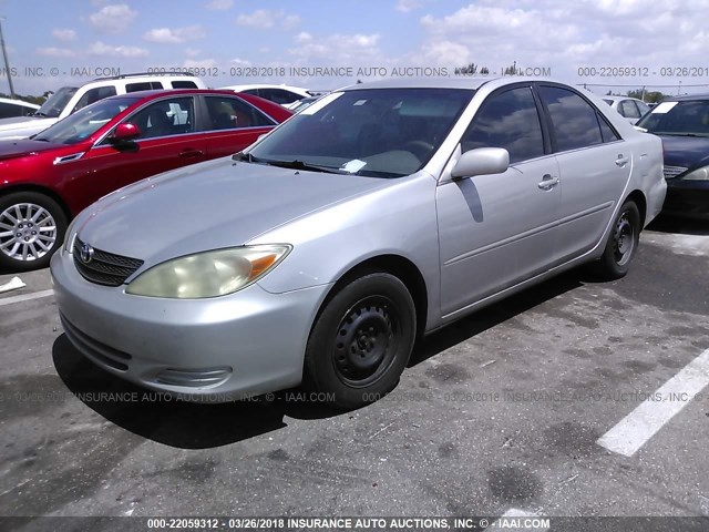 4T1BE32K74U339486 - 2004 TOYOTA CAMRY LE/XLE/SE SILVER photo 2