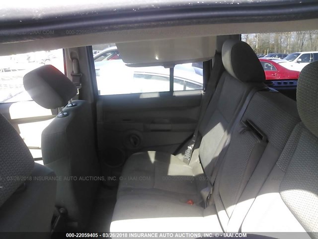 1J8HH48K16C269553 - 2006 JEEP COMMANDER BLACK photo 8