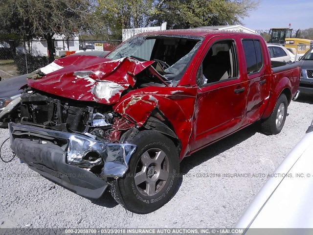 1N6AD07U76C446040 - 2006 NISSAN FRONTIER CREW CAB LE/SE/OFF ROAD RED photo 2