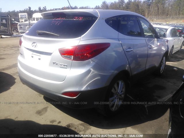 KM8JU3AC0AU080067 - 2010 HYUNDAI TUCSON GLS/LIMITED SILVER photo 4