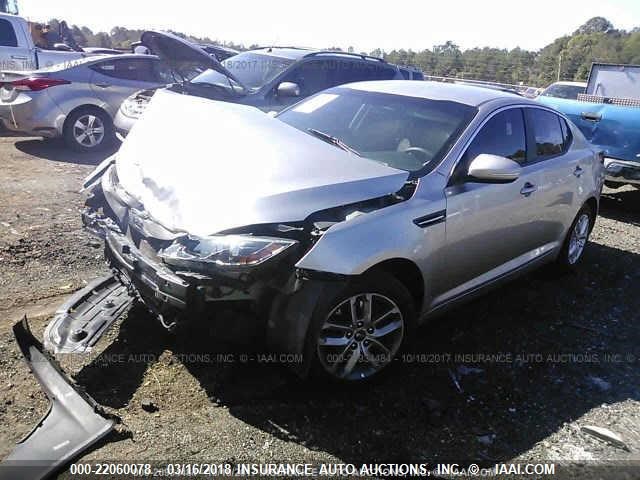 KNAGM4A77B5062181 - 2011 KIA OPTIMA LX ვერცხლისფერი ფოტო 2