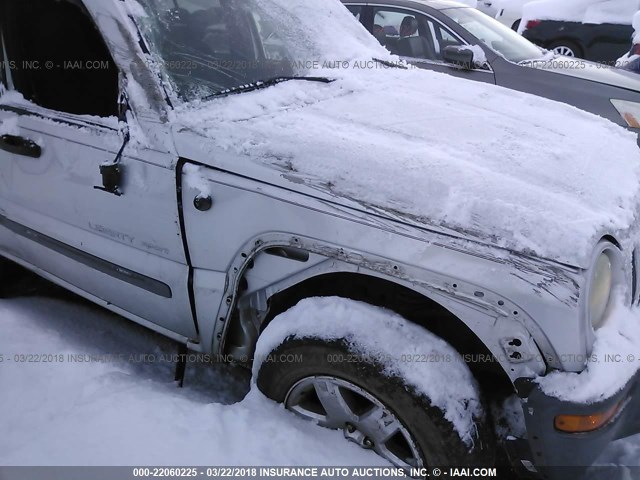 1J4GL48KX3W574572 - 2003 JEEP LIBERTY SPORT/FREEDOM SILVER photo 6