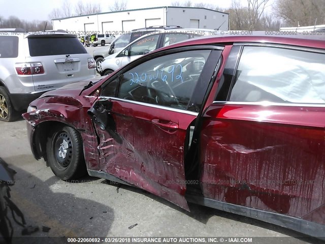 3FA6P0G77DR112654 - 2013 FORD FUSION S RED photo 6