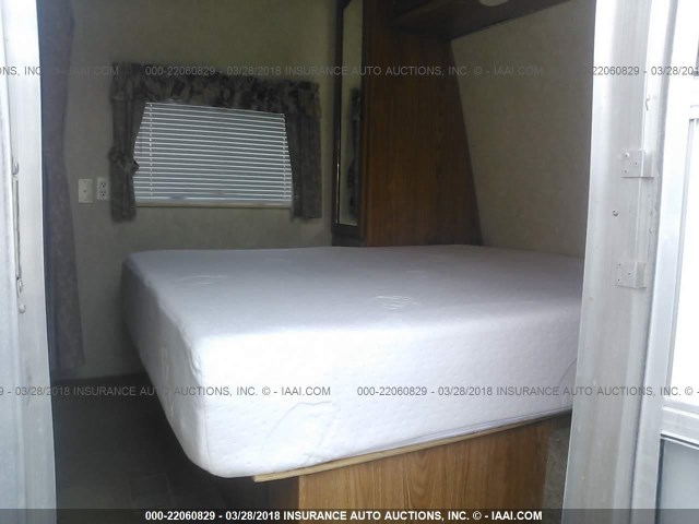 4X4TSMA226R393867 - 2006 FOREST RIVER SALEM  白色 照片 5