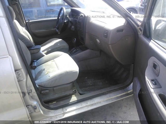 KNDJB723115689808 - 2001 KIA SPORTAGE SILVER photo 5