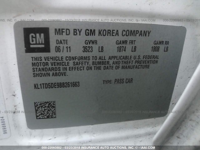 KL1TD5DE9BB261663 - 2011 CHEVROLET AVEO LS/LT 白色 照片 9