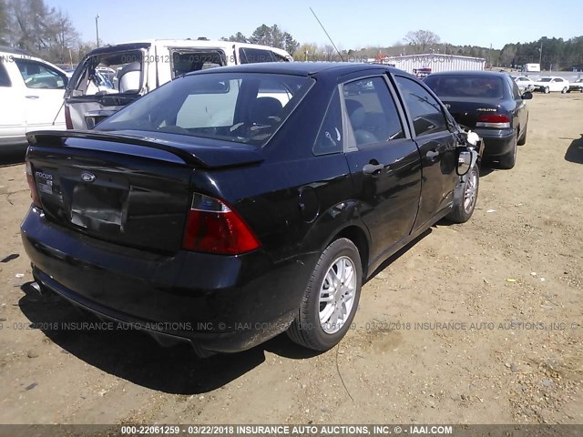 1FAFP34NX7W189797 - 2007 FORD FOCUS ZX4/S/SE/SES 黑色 照片 4