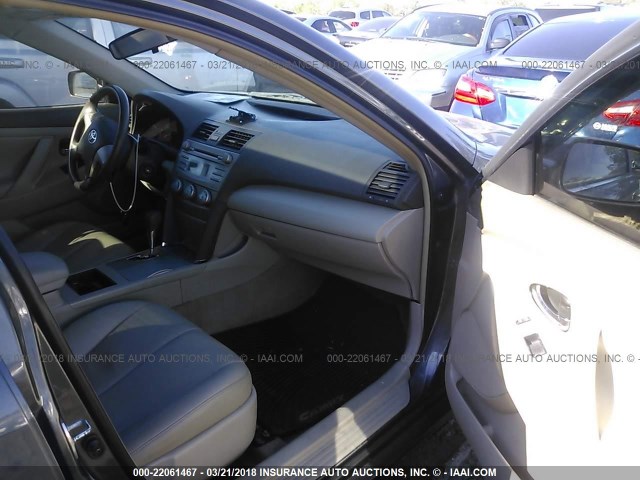 4T1BK46K58U054736 - 2008 TOYOTA CAMRY LE/XLE/SE Boz foto 5