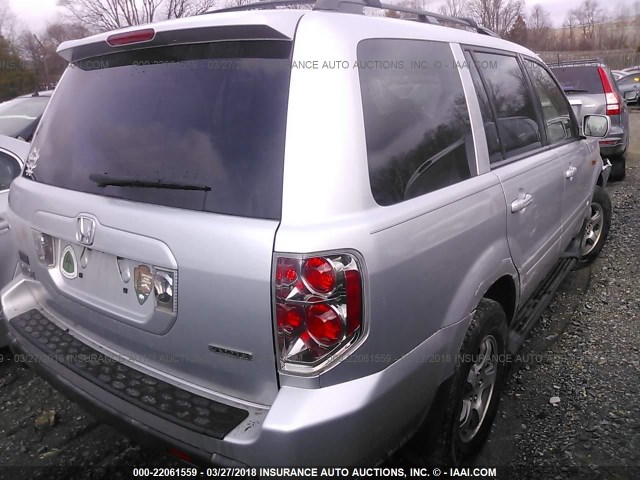 5FNYF18546B001590 - 2006 HONDA PILOT EX SILVER photo 4