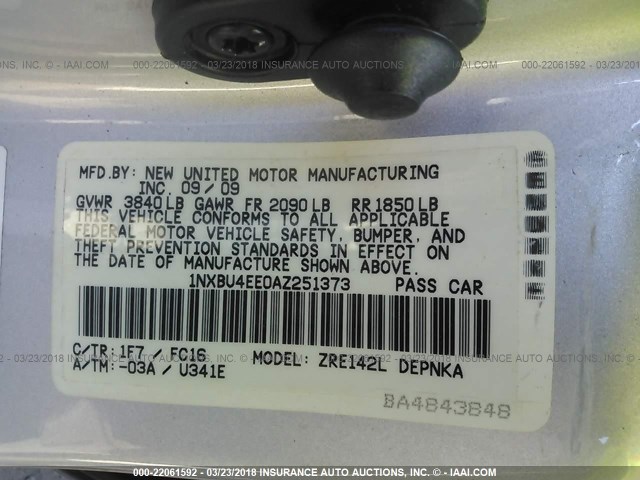 1NXBU4EE0AZ251373 - 2010 TOYOTA COROLLA S/LE/XLE SILVER photo 9