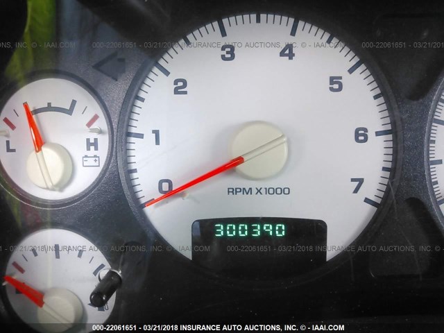 3D7KA28D44G247862 - 2004 DODGE RAM 2500 ST/SLT 银色 照片 7