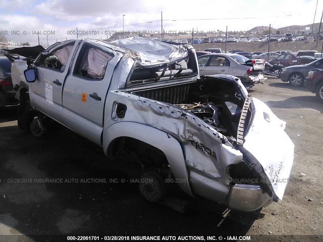 3TMLU4ENXDM125331 - 2013 TOYOTA TACOMA DOUBLE CAB ვერცხლისფერი ფოტო 3