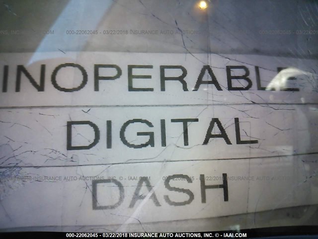 2G2WP522551184319 - 2005 PONTIAC GRAND PRIX SILVER photo 7