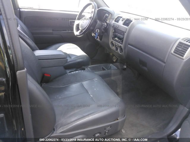 1GCDT136848178650 - 2004 CHEVROLET COLORADO BLACK photo 5