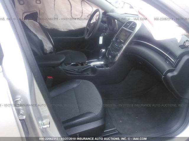 1G11C5SL6FF265195 - 2015 CHEVROLET MALIBU 1LT 银色 照片 5