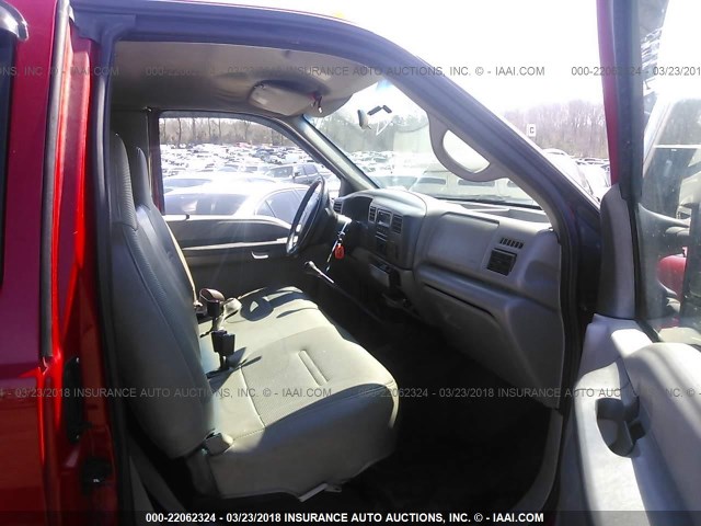 1FTWX32F8YEB96938 - 2000 FORD F350 SUPER DUTY RED photo 5