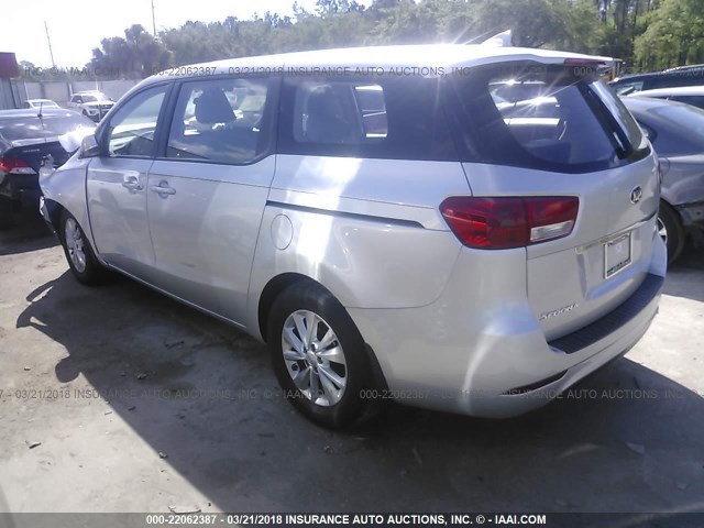 KNDMA5C19G6208207 - 2016 KIA SEDONA L SILVER photo 3