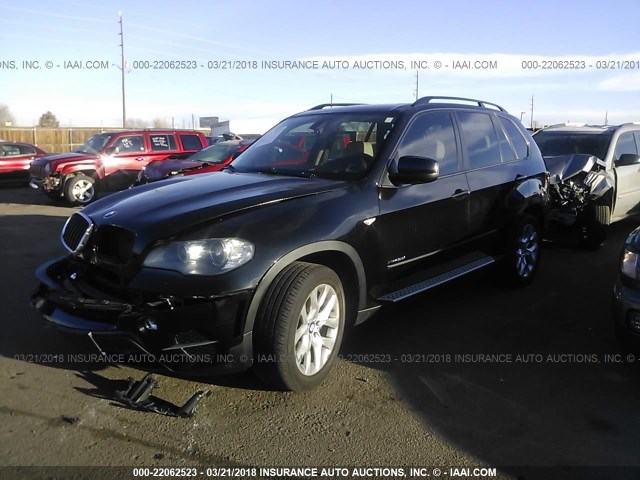5UXZV4C57BL404162 - 2011 BMW X5 XDRIVE35I BLACK photo 2