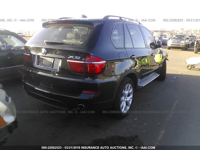 5UXZV4C57BL404162 - 2011 BMW X5 XDRIVE35I BLACK photo 4