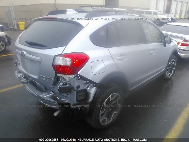 JF2GPANC0HH212625 - 2017 SUBARU CROSSTREK LIMITED SILVER photo 4