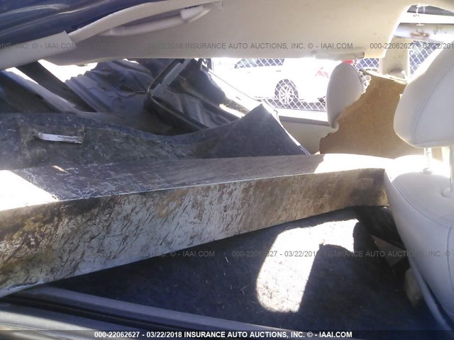 JN1DA31AX2T312760 - 2002 NISSAN MAXIMA GLE/SE GRAY photo 8