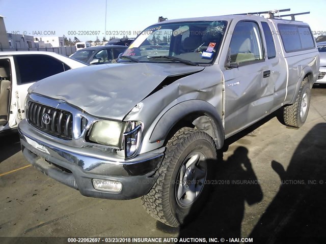 5TEWM72N34Z397130 - 2004 TOYOTA TACOMA XTRACAB SILVER photo 2