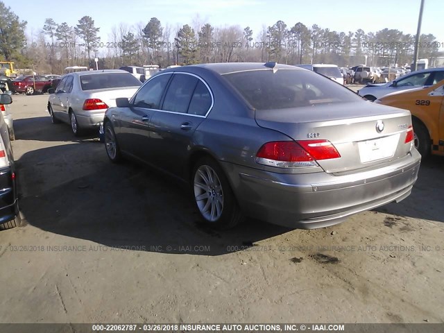 WBAHL83556DT02835 - 2006 BMW 750 I GRAY photo 3