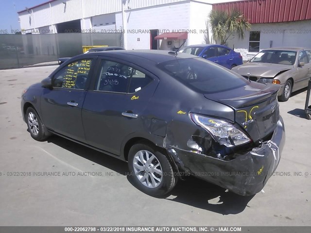 3N1CN7AP0HL828246 - 2017 NISSAN VERSA S/S PLUS/SV/SL GRAY photo 3