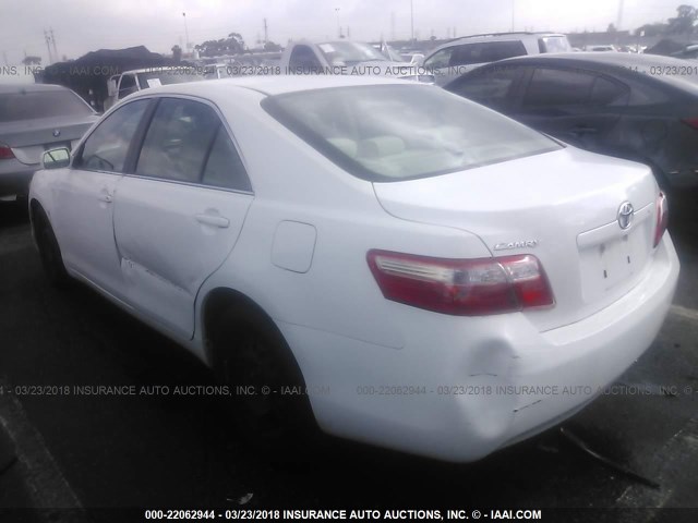 4T4BE46K69R112481 - 2009 TOYOTA CAMRY SE/LE/XLE WHITE photo 3