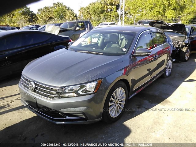 1VWBT7A39HC037461 - 2017 VOLKSWAGEN PASSAT SE GRAY photo 2