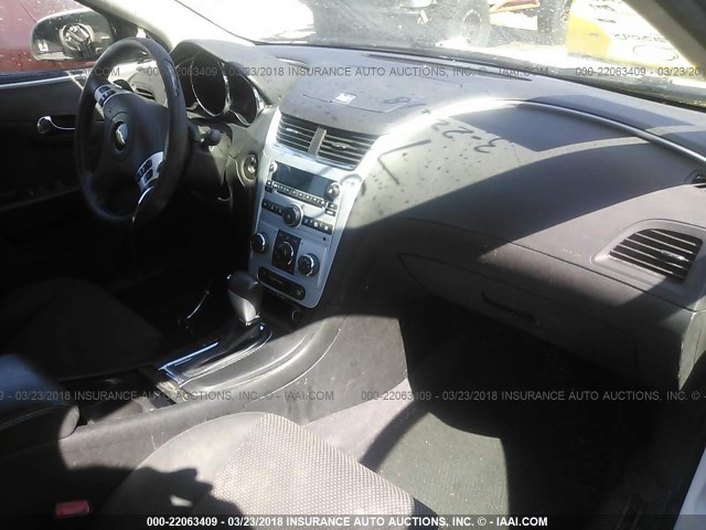 1G1ZC5EB3AF254296 - 2010 CHEVROLET MALIBU 1LT 白色 照片 5