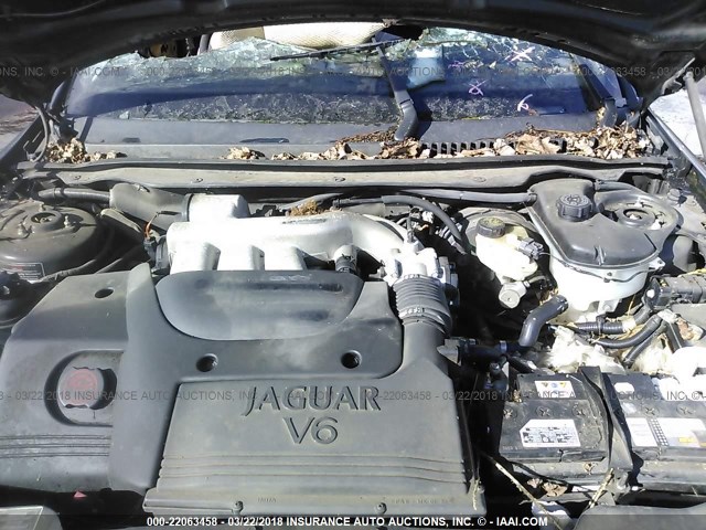SAJEA51D92XC80646 - 2002 JAGUAR X-TYPE 2.5 黑色 照片 10