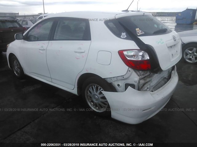 2T1KU4EE3BC545479 - 2011 TOYOTA COROLLA MATRIX  WHITE photo 3