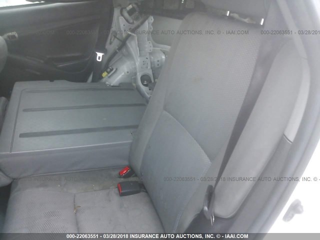 2T1KU4EE3BC545479 - 2011 TOYOTA COROLLA MATRIX  WHITE photo 8