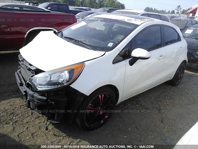 KNADN5A3XC6054722 - 2012 KIA RIO EX/SX WHITE photo 4