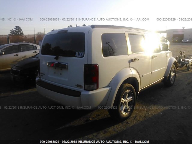 1D8GT58K88W100740 - 2008 DODGE NITRO SLT WHITE photo 4