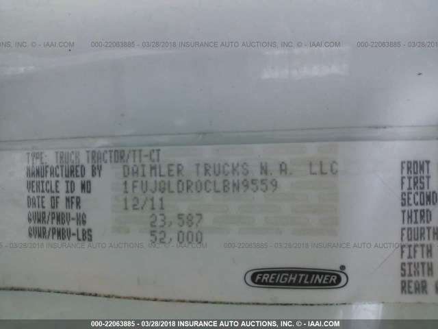 1FUJGLDR0CLBN9559 - 2012 FREIGHTLINER CASCADIA 125  WHITE photo 10