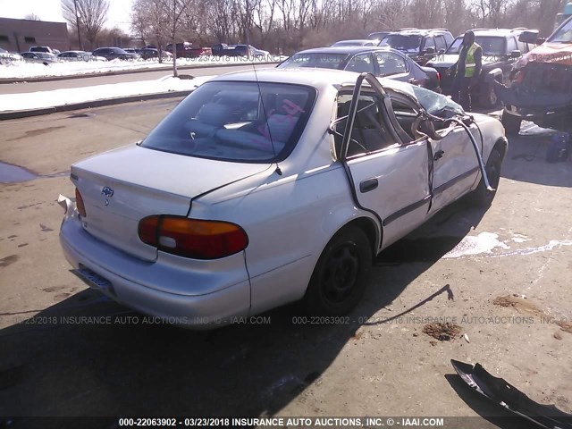 1Y1SK5289YZ402184 - 2000 CHEVROLET GEO PRIZM LSI GRAY photo 4