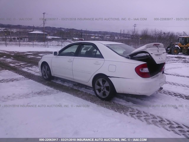 JTDBE32KX30176522 - 2003 TOYOTA CAMRY LE/XLE Սպիտակ լուսանկար 3
