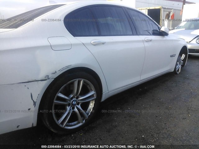 WBAKA8C53CCY37529 - 2012 BMW 750 I WHITE photo 6