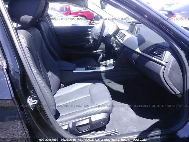 WBA3B1C50FK139303 - 2015 BMW 320 I BLACK photo 5