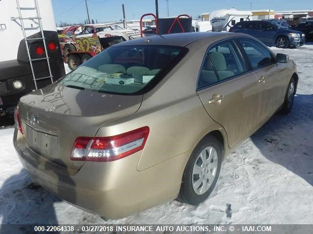 4T1BF3EK4BU599205 - 2011 TOYOTA CAMRY SE/LE/XLE Коричневый фото 4