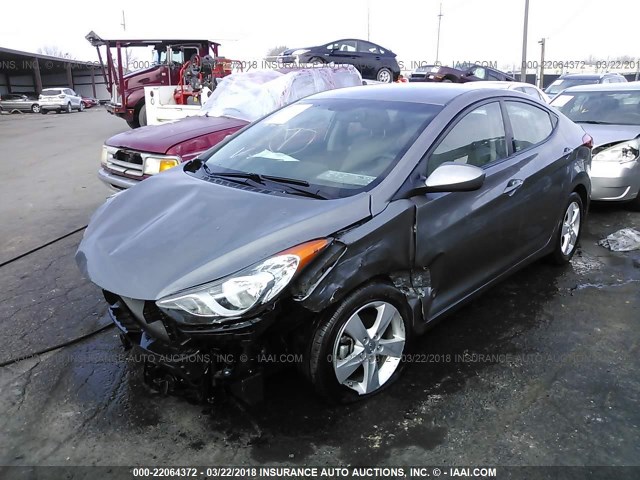 5NPDH4AE4DH289842 - 2013 HYUNDAI ELANTRA GLS/LIMITED GRAY photo 2