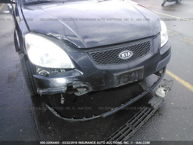 KNADE163086332066 - 2008 KIA RIO 5 SX BLACK photo 6