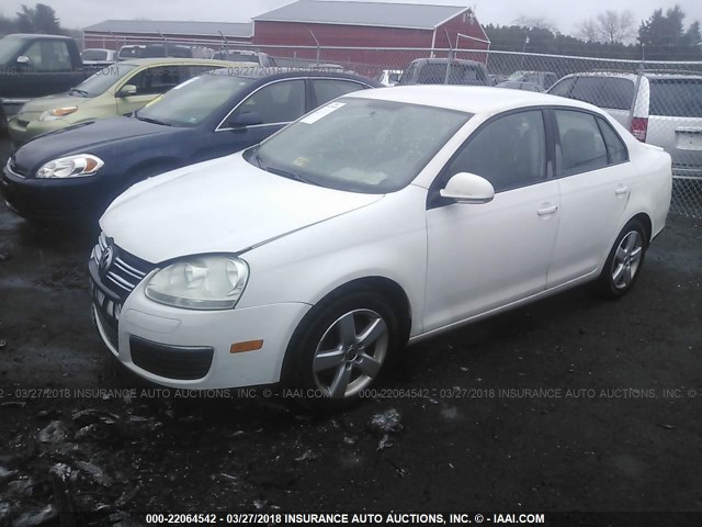 3VWJM71KX9M041096 - 2009 VOLKSWAGEN JETTA S WHITE photo 2