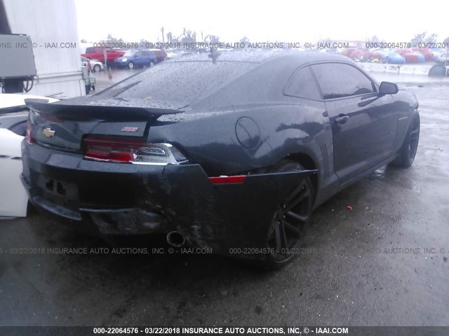 2G1FG1EW2F9266894 - 2015 CHEVROLET CAMARO SS GRAY photo 4