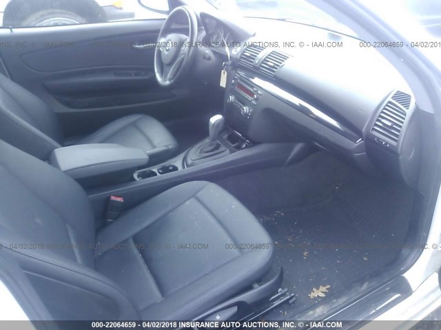 WBAUP73528VF09731 - 2008 BMW 128 I თეთრი ფოტო 5