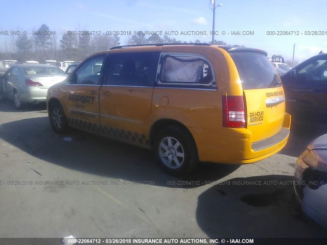 2A4RR5D19AR309531 - 2010 CHRYSLER TOWN & COUNTRY TOURING YELLOW photo 3