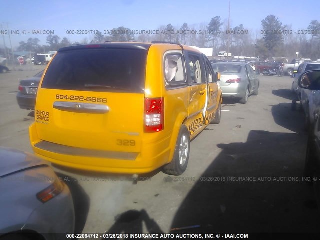 2A4RR5D19AR309531 - 2010 CHRYSLER TOWN & COUNTRY TOURING YELLOW photo 4