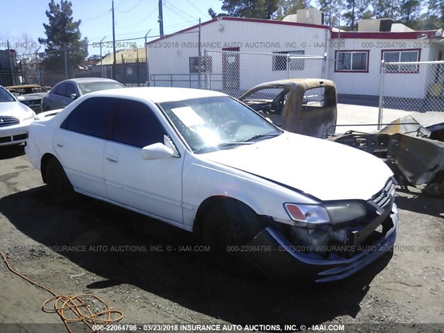 4T1BG22K4XU605703 - 1999 TOYOTA CAMRY CE/LE/XLE 白色 照片 1